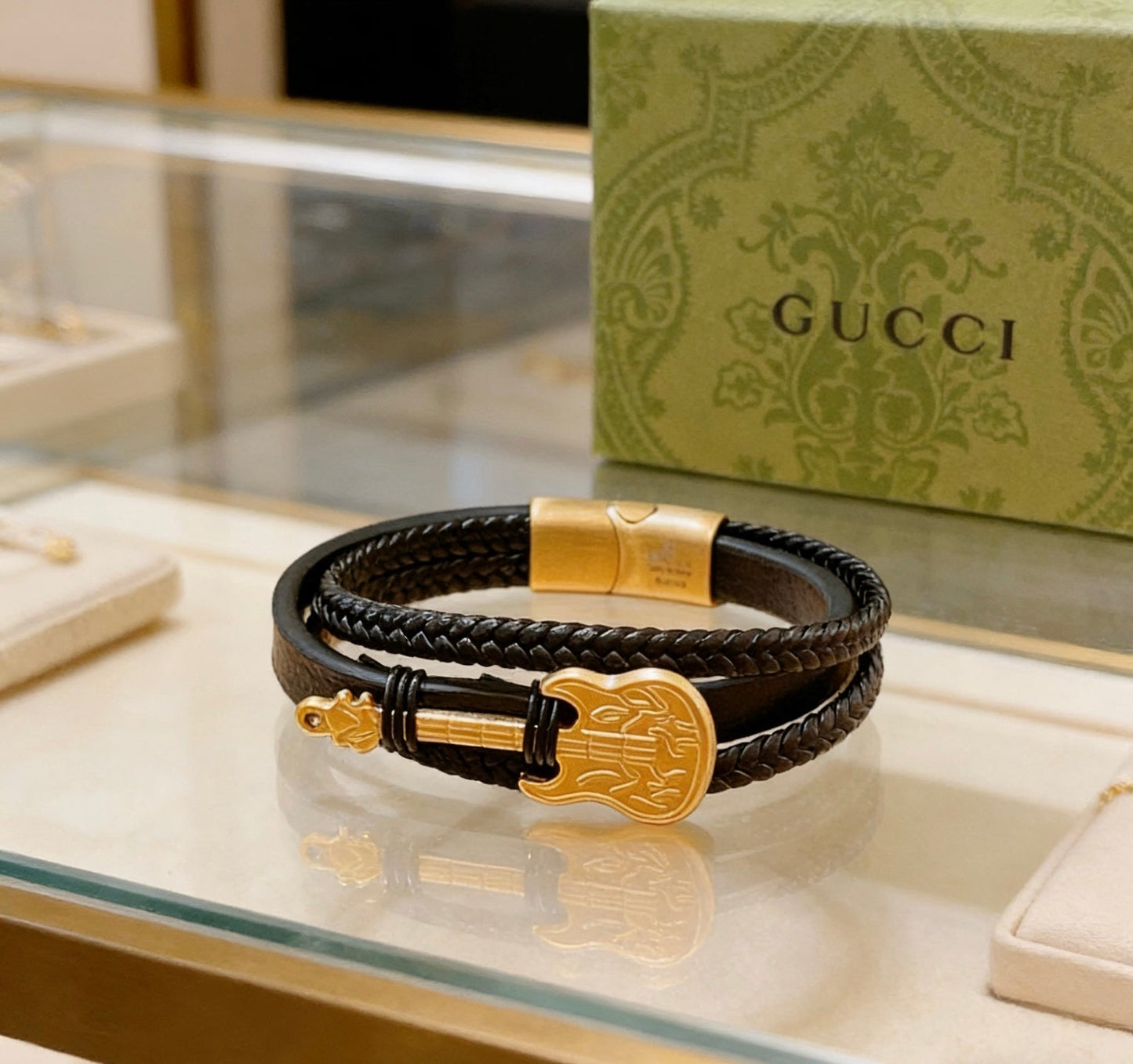 Gucci Leather Vintage Bracelet