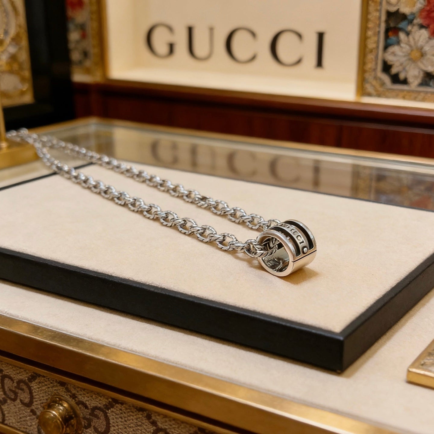 Gucci Vintage Double G Necklace