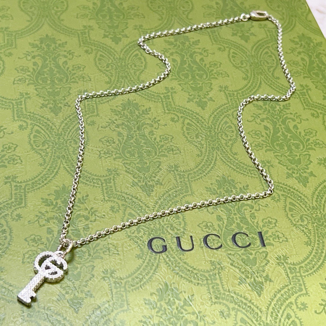 Gucci Vintage Double G Necklace