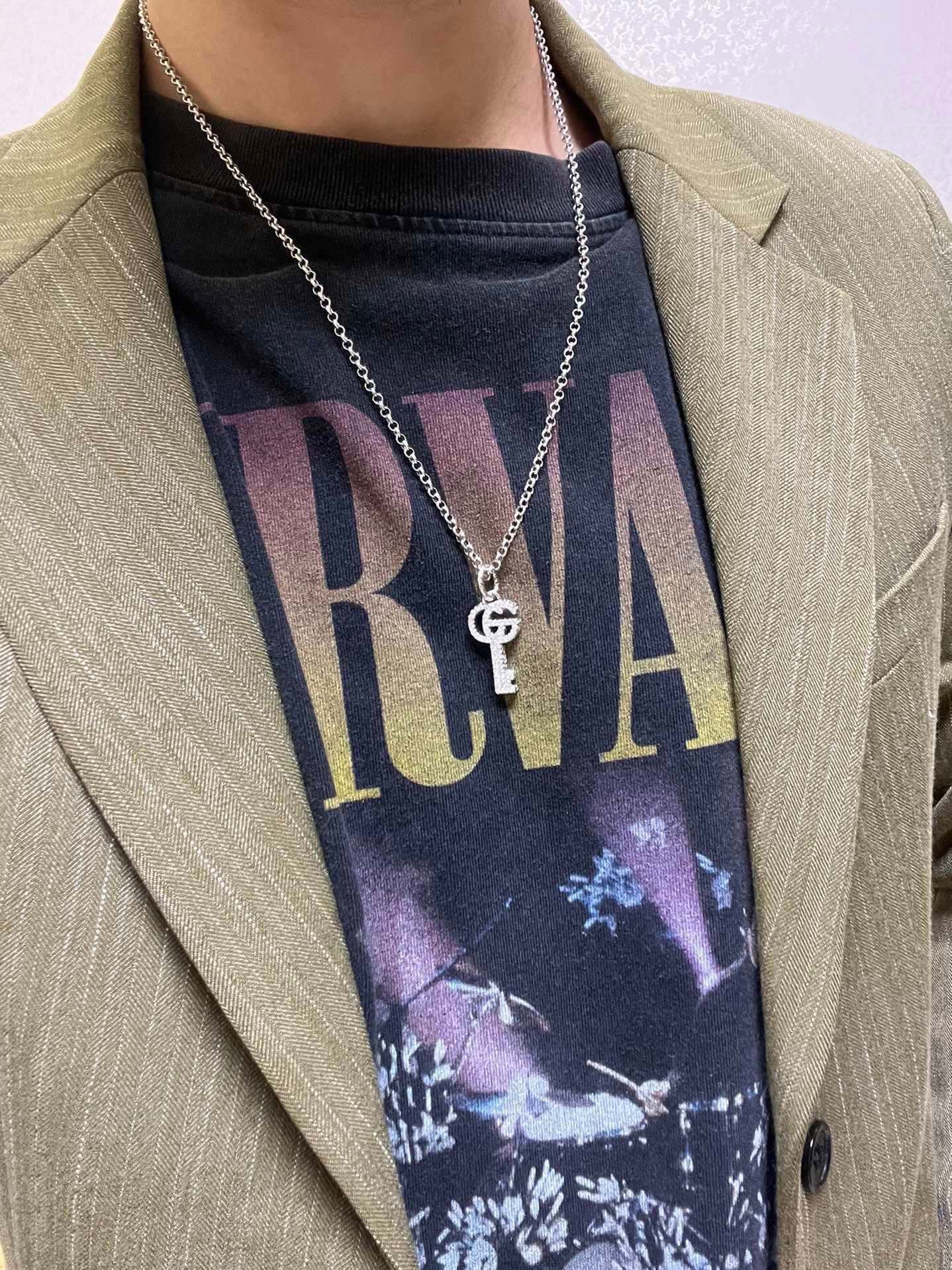 Gucci Vintage Double G Necklace