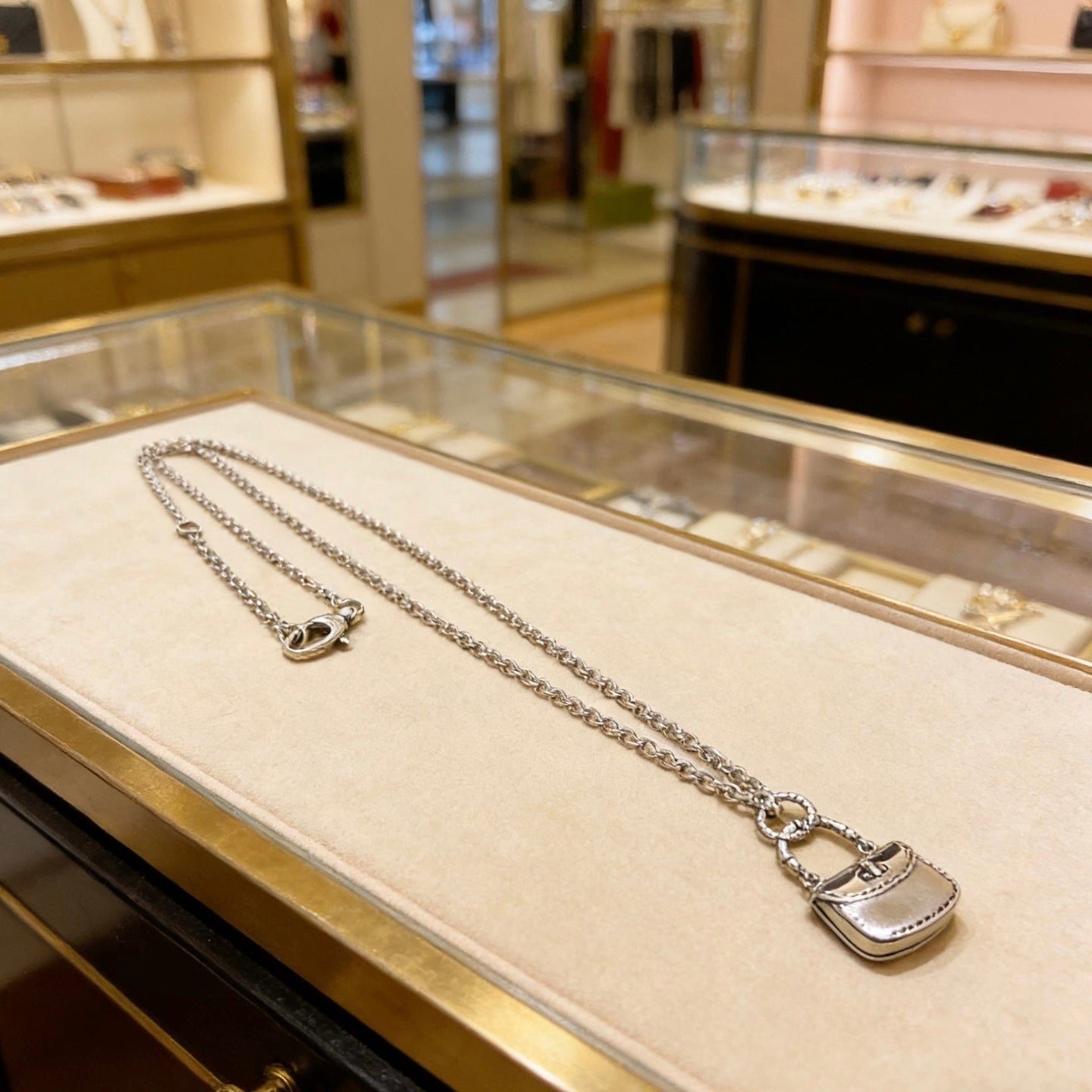 Gucci Vintage Double G Necklace