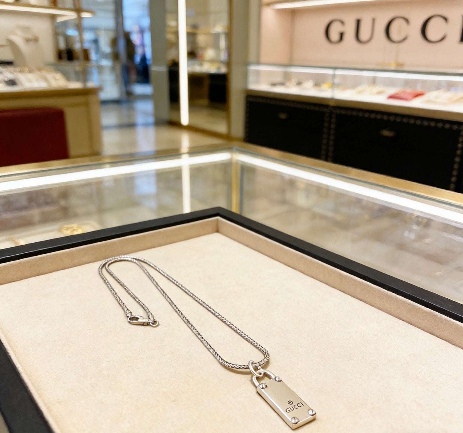 Gucci Vintage Double G Necklace