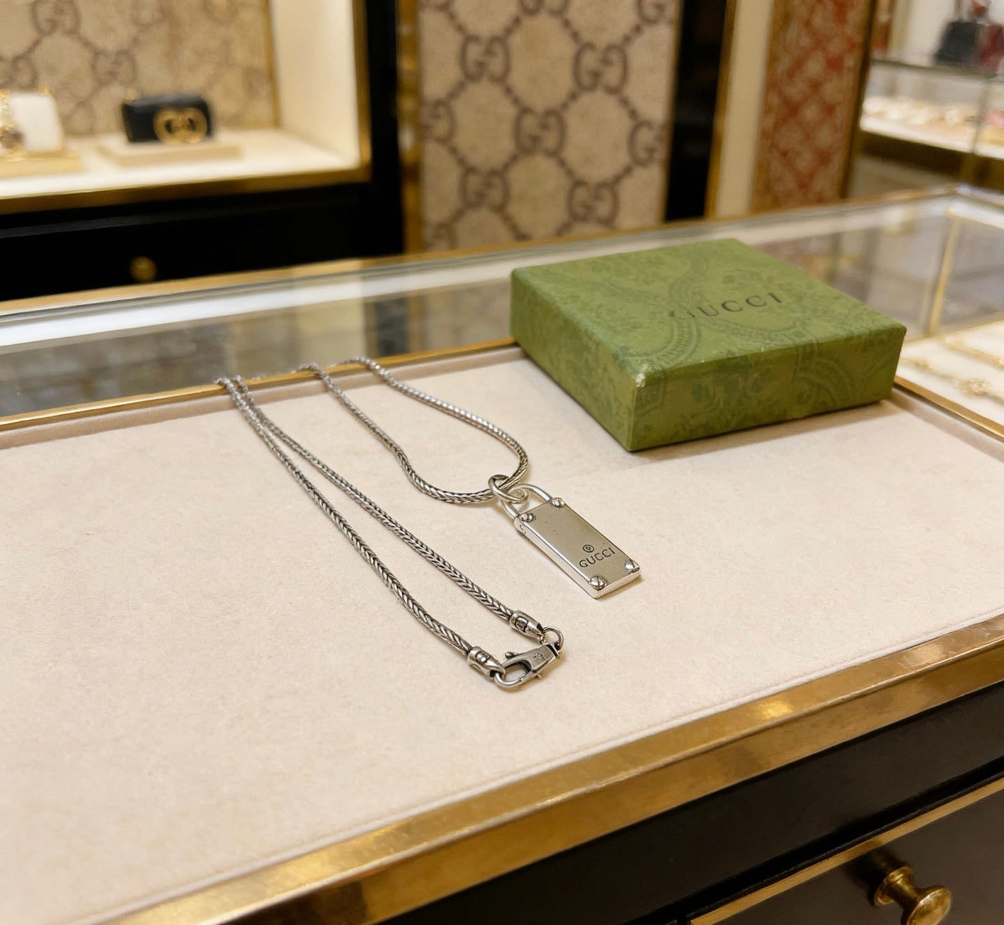 Gucci Vintage Double G Necklace