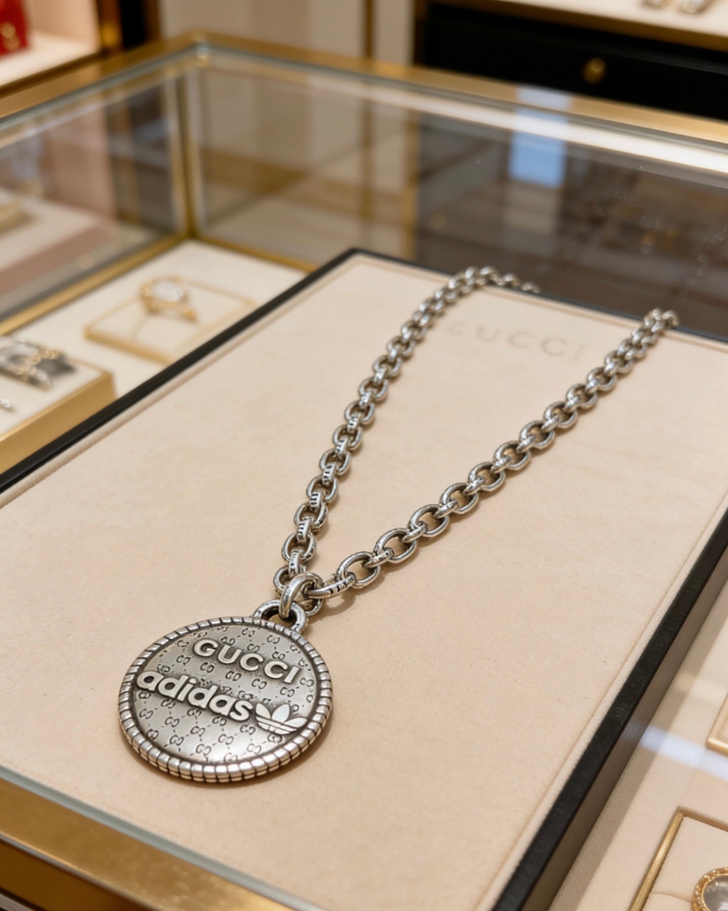 Gucci Vintage Double G Necklace