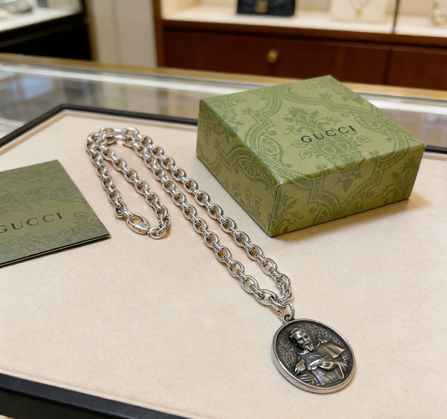 Gucci Vintage Double G Necklace