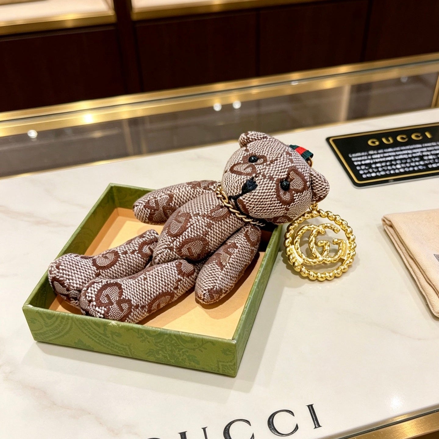 Gucci Vintage Double G Keychain