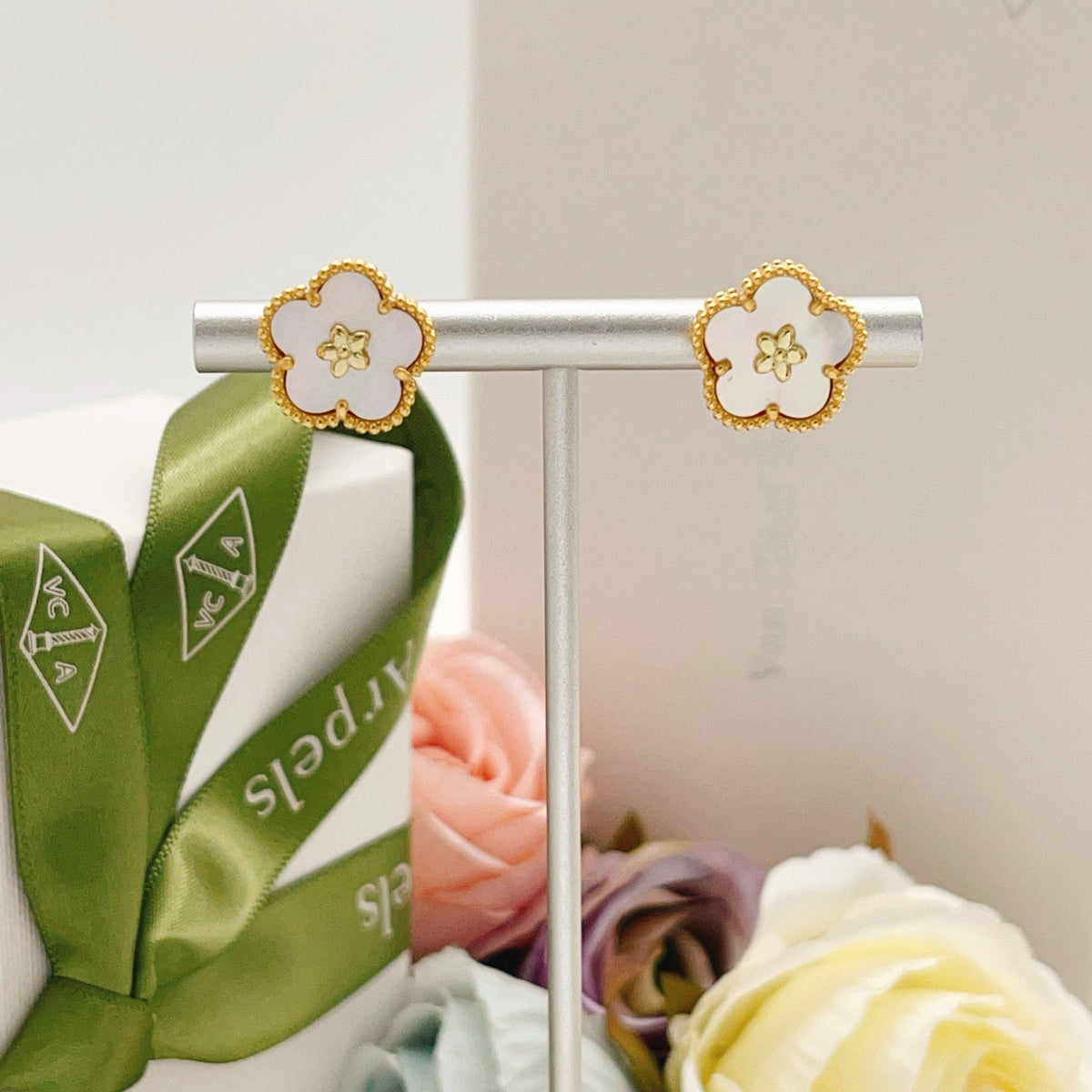 Van Cleef & Arpels Style Floral Stud Earrings