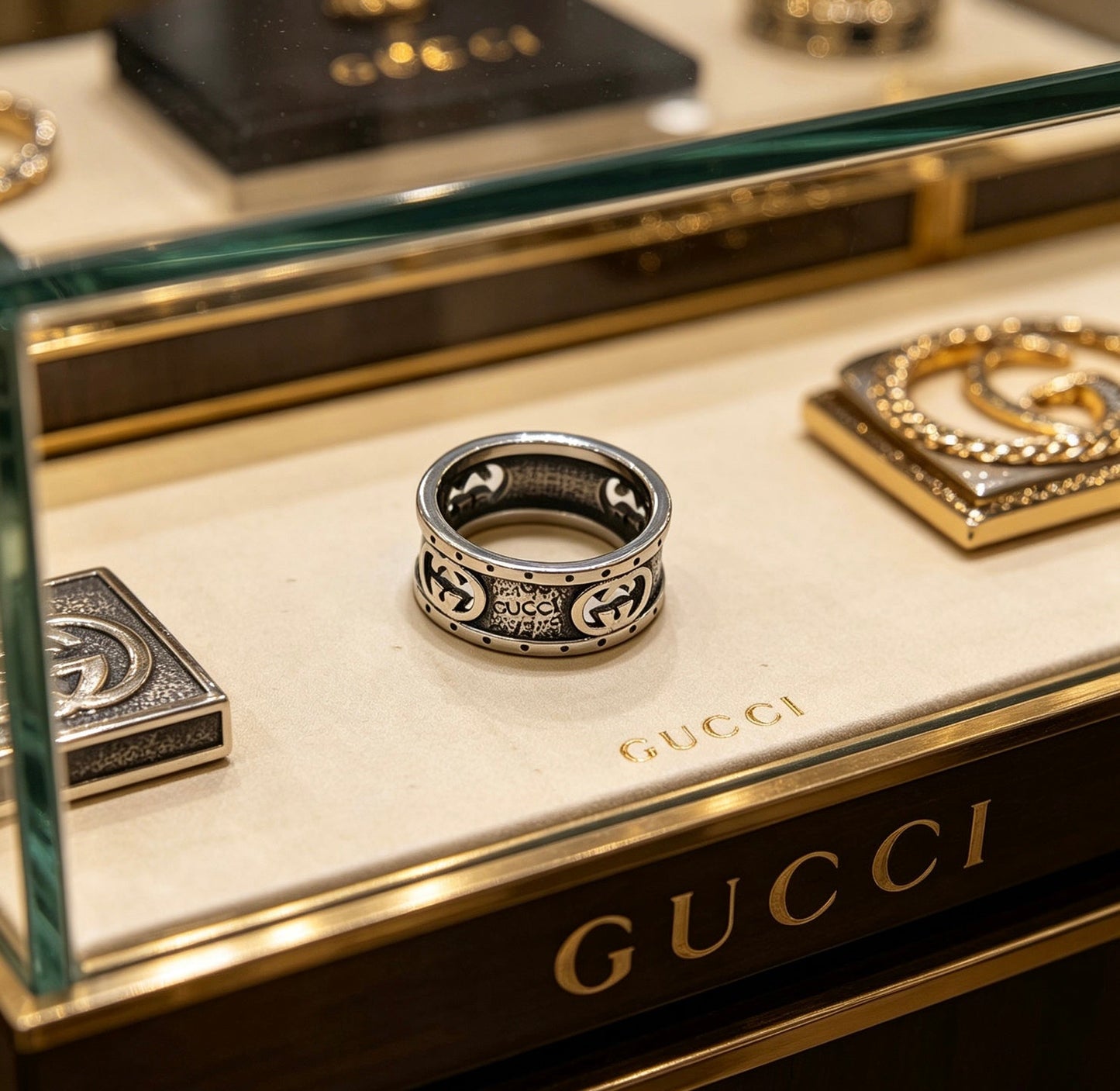 Gucci Double G Ring