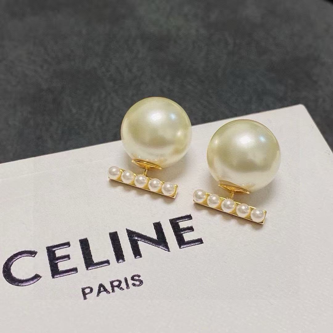 CELINE Pearl Earrings