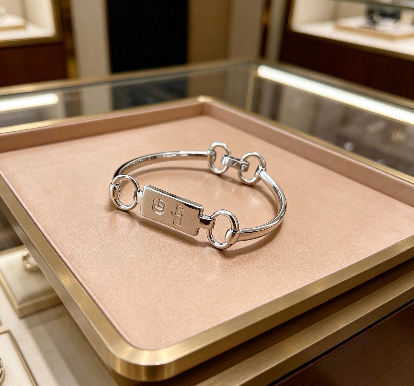 Gucci Vintage Double G Bracelet