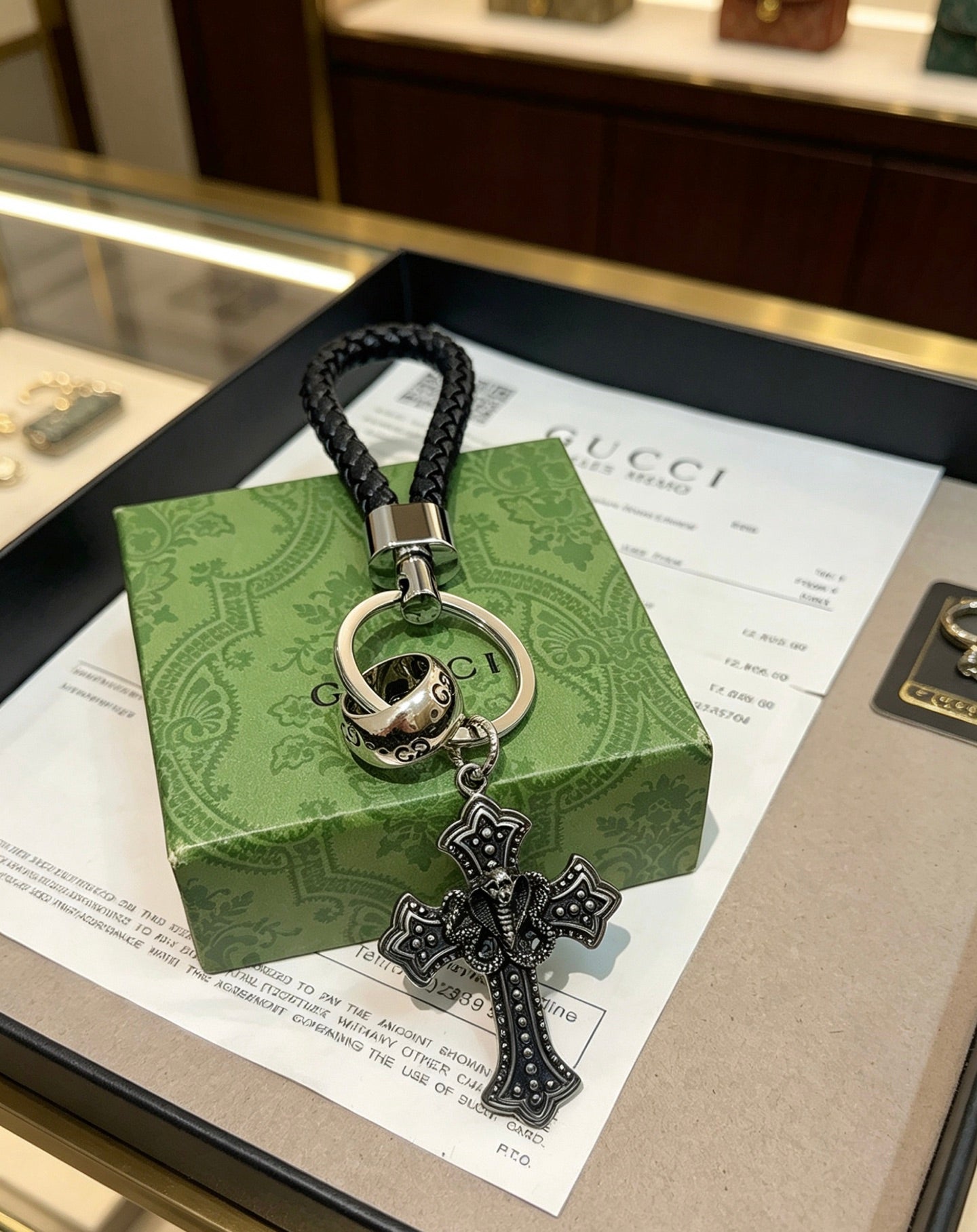 Gucci Vintage Double G Keychain