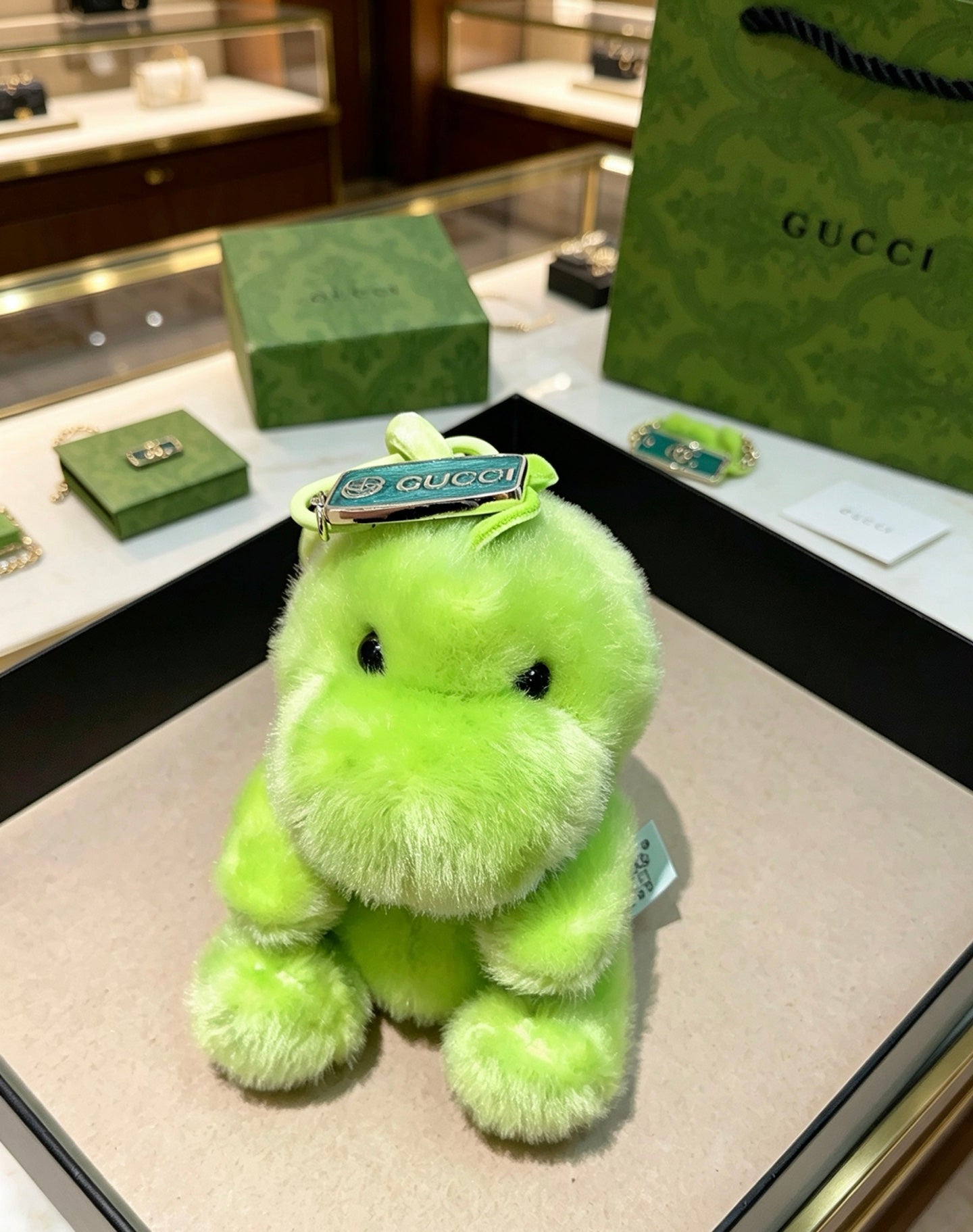 Gucci Vintage Double G Keychain