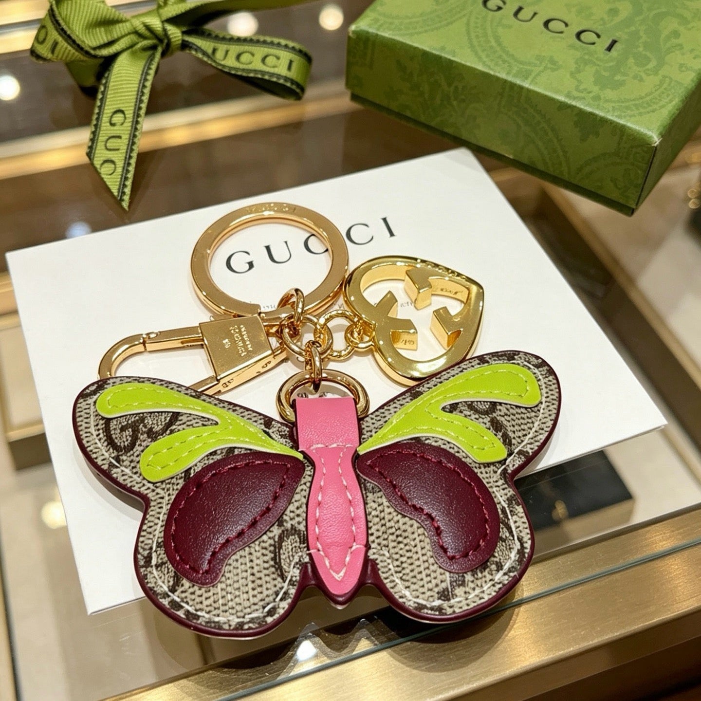 Gucci Vintage Double G Keychain