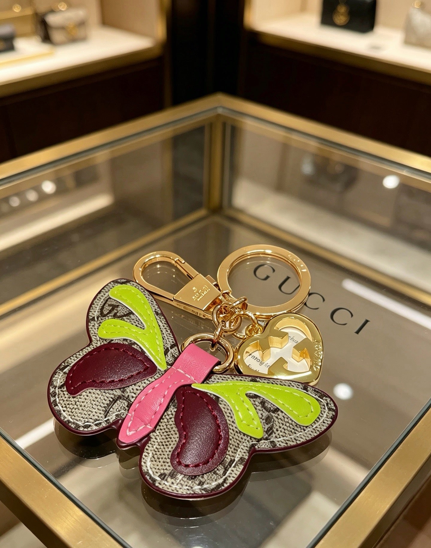 Gucci Vintage Double G Keychain