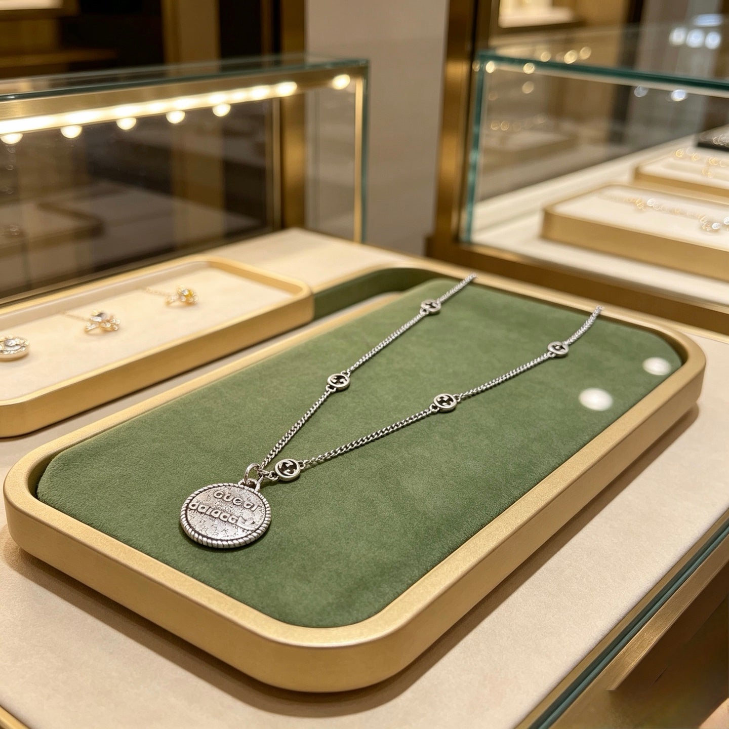 Gucci Vintage Double G Necklace