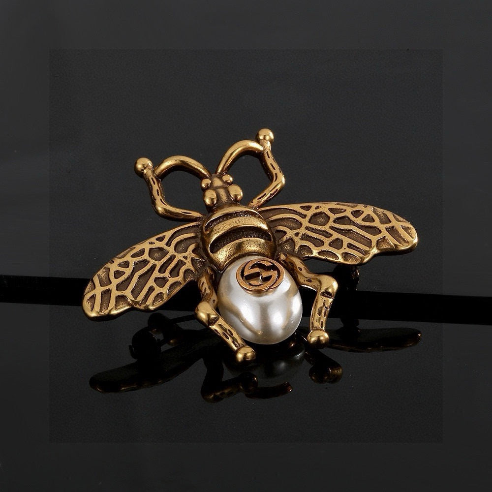 Gucci Pearl Double G Brooch