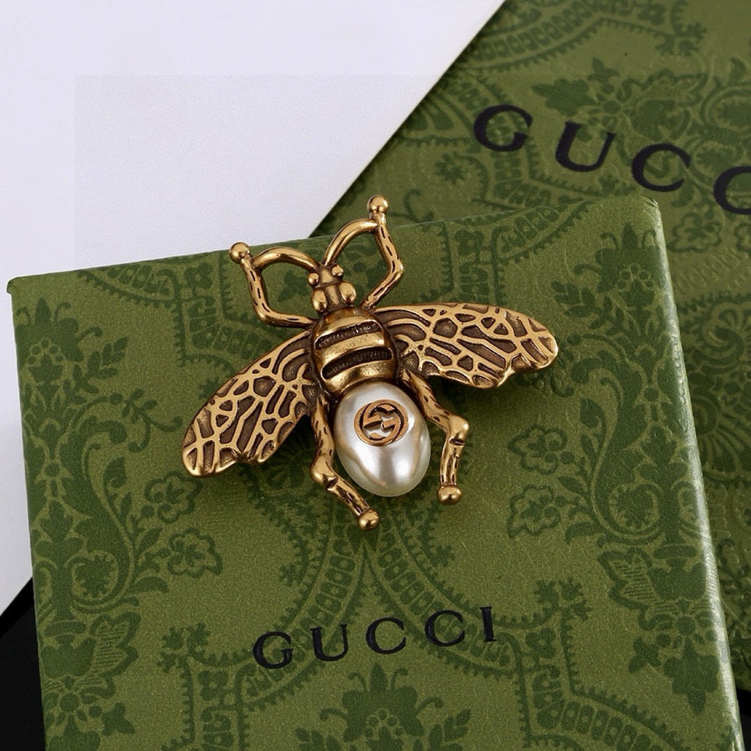 Gucci Pearl Double G Brooch