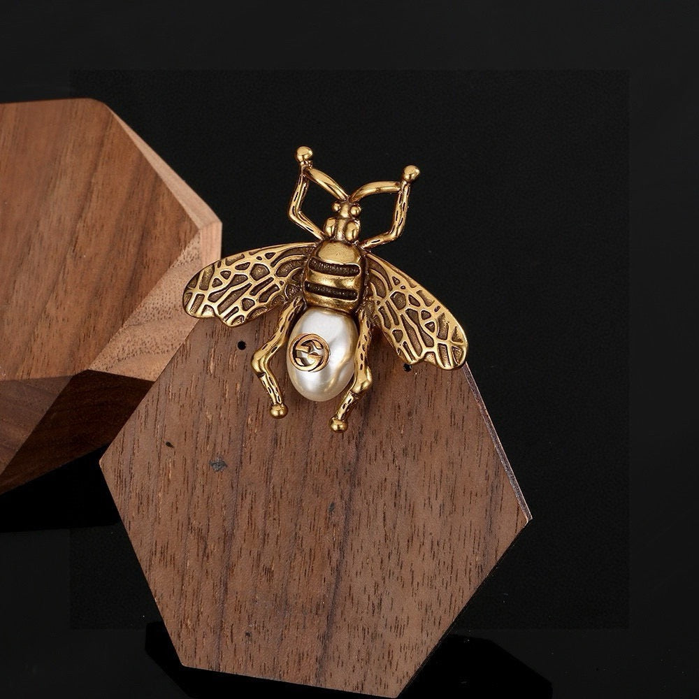 Gucci Pearl Double G Brooch