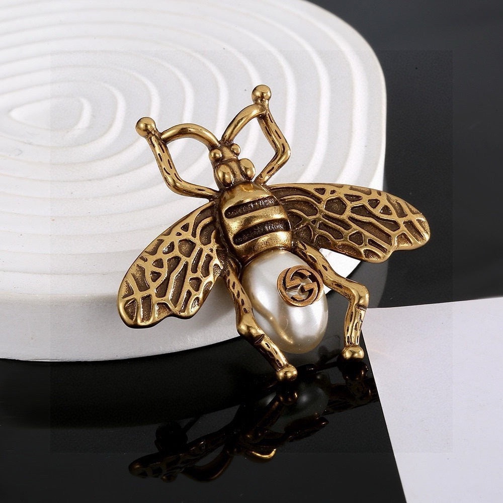 Gucci Pearl Double G Brooch
